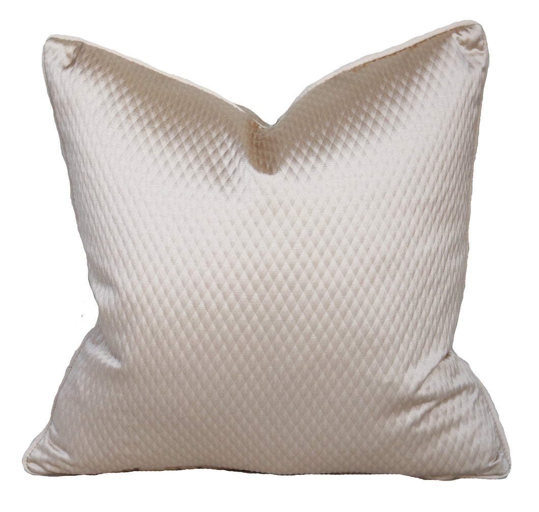 MILLIE CUSHION